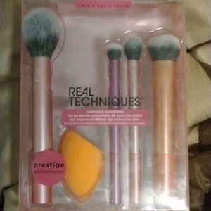 Make up brushes